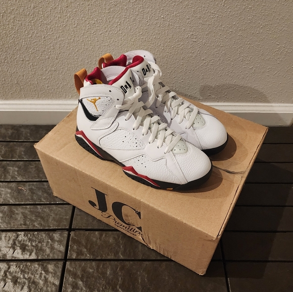 WOMEN'S AIR JORDAN 7 RETRO 'CARDINAL' - Picture 11 of 16